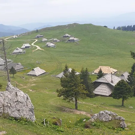 Gostinjska kuća Crnuski Dom Krivcevo